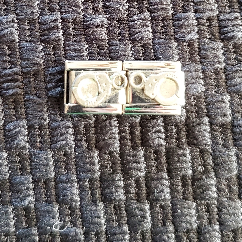 🛍BOGO 50% OFF❗NWOT 🚔 Handmade 2-piece Handcuff Italian Charm